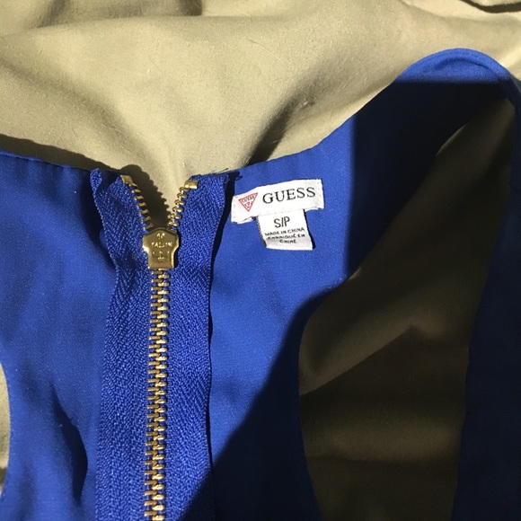 Guess brand cute sleeveless top - Picture 2 of 4